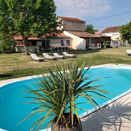 Les Morines Villa Eyrans-de Soudiac Exteriör bild