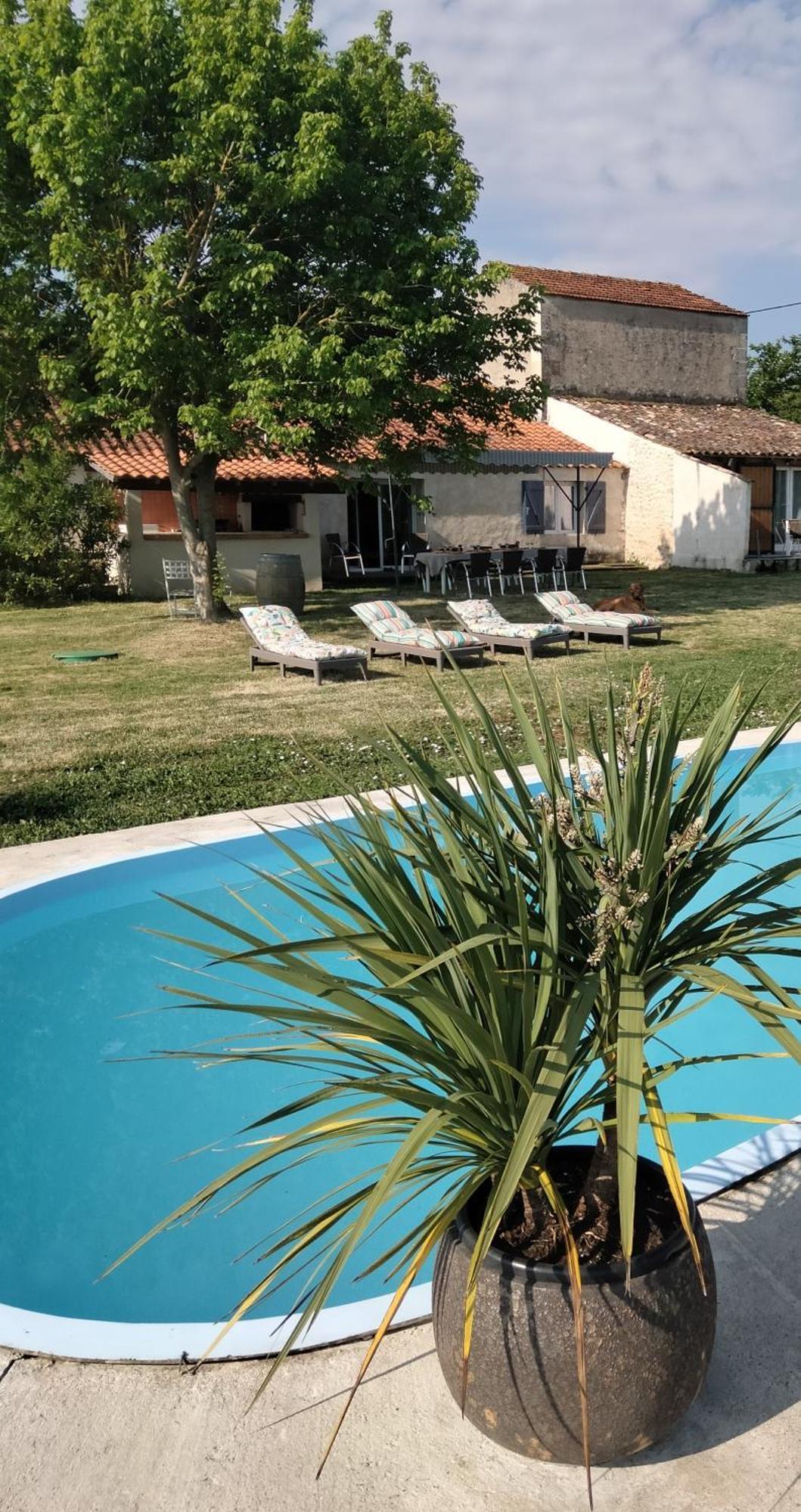 Les Morines Villa Eyrans-de Soudiac Exteriör bild