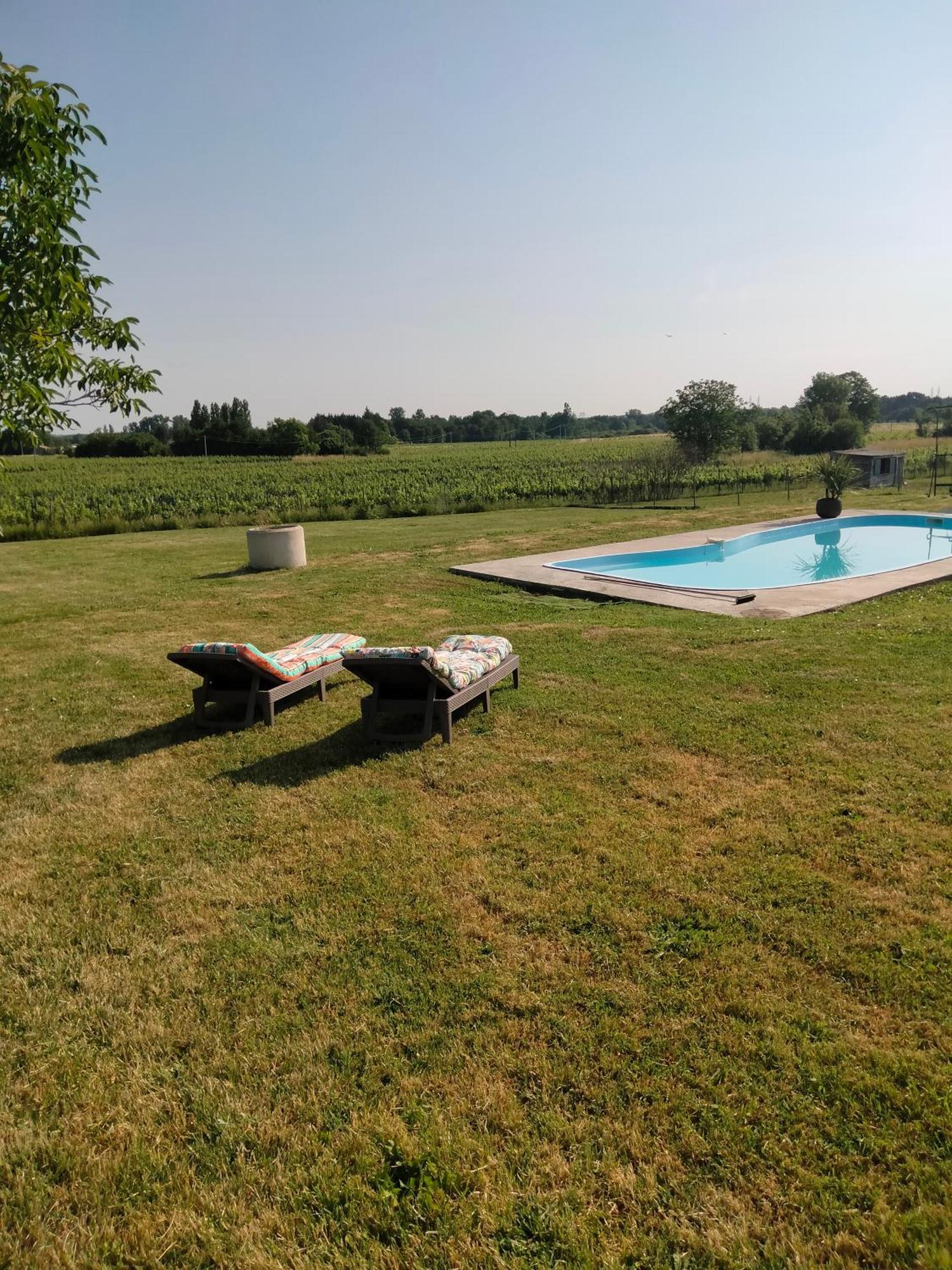 Les Morines Villa Eyrans-de Soudiac Exteriör bild